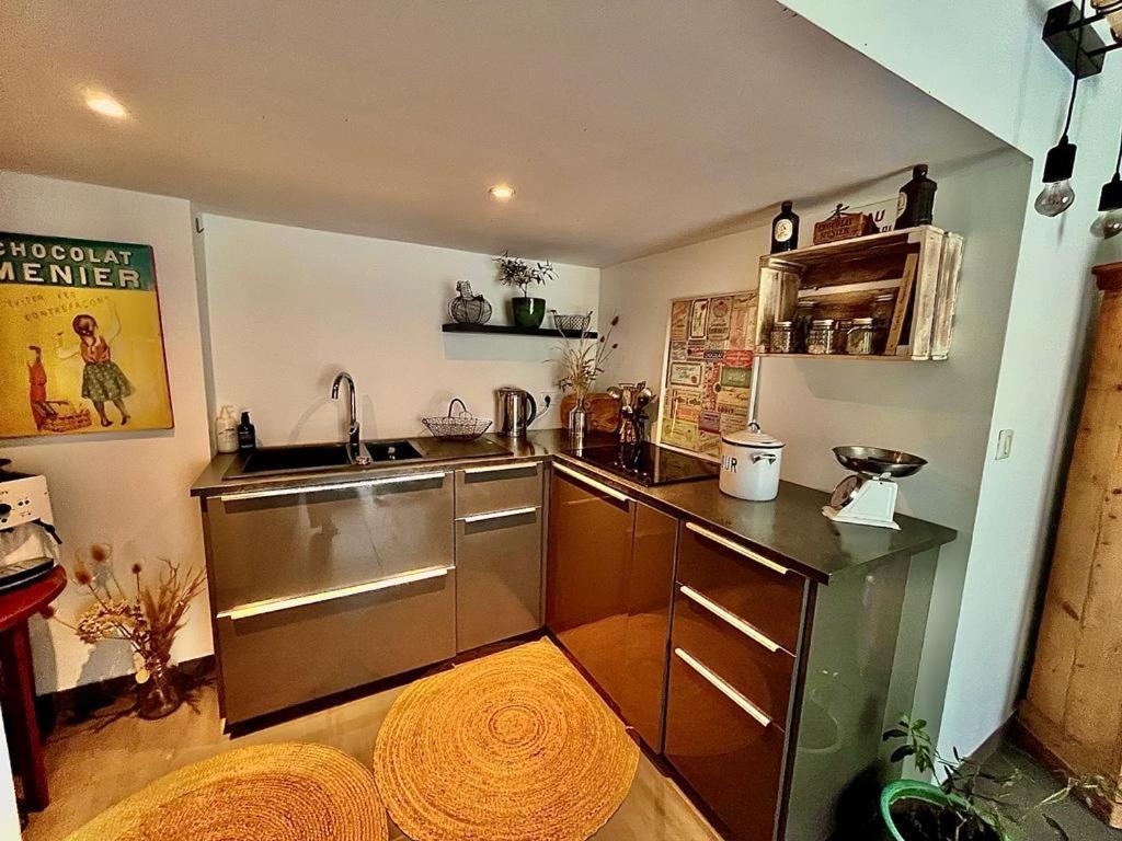 Loft Atypique Au Milieu Des Champs Apartment Tourrettes Bagian luar foto